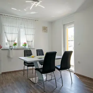 Apartment R&d