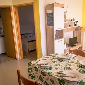 https://apartment-elza.hotelinzadar.com