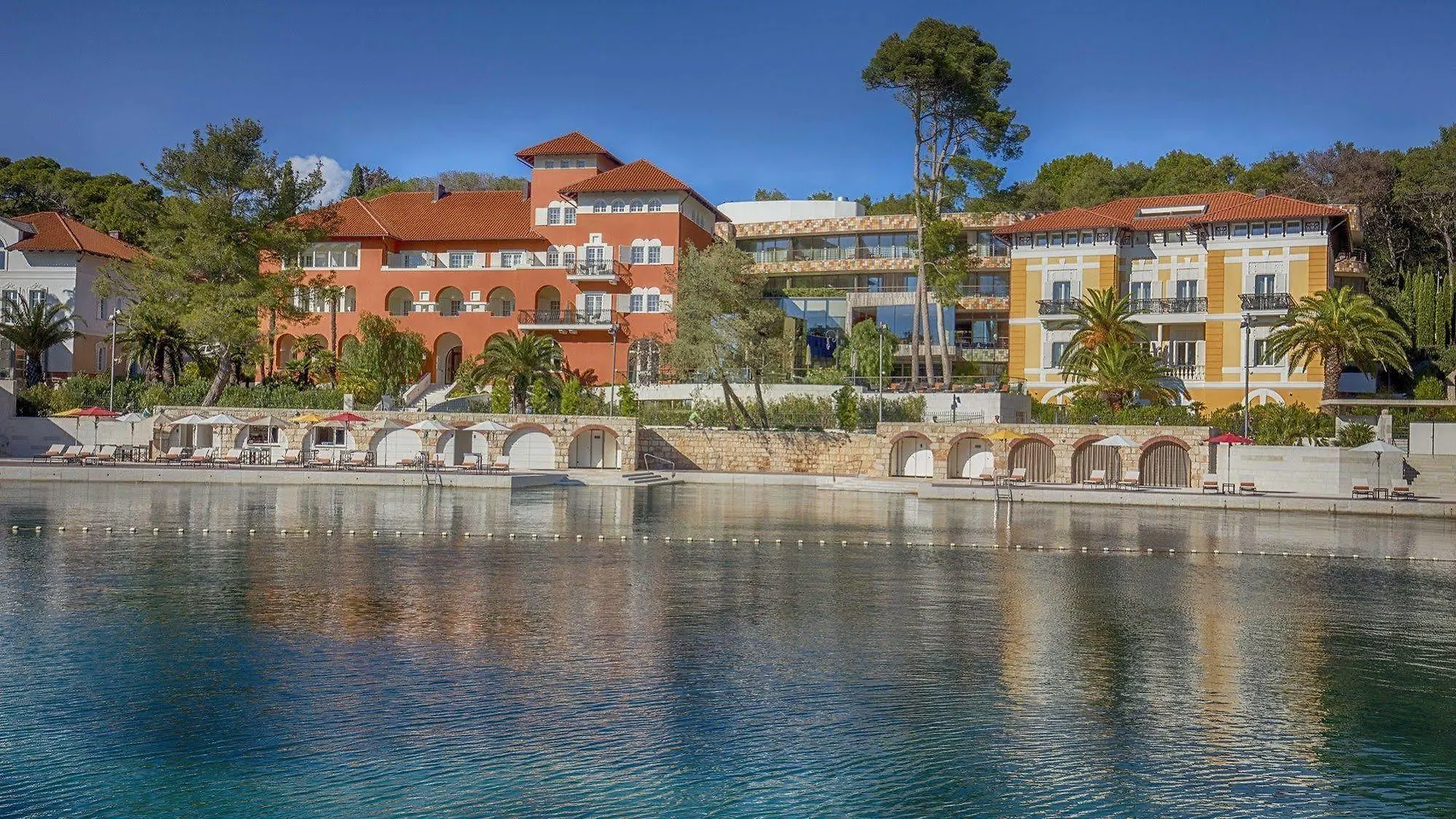 Boutique Hotel Alhambra contacts
